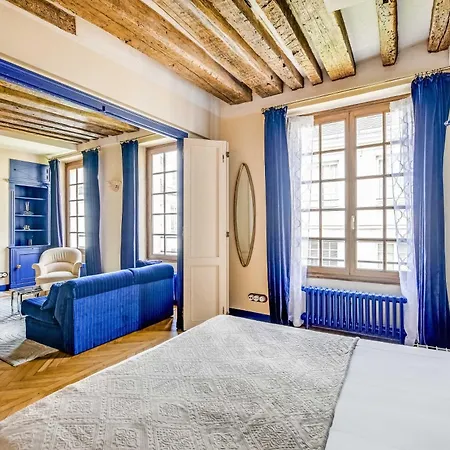 Authentic 1br 3p - Notre Dame Apartment Paris